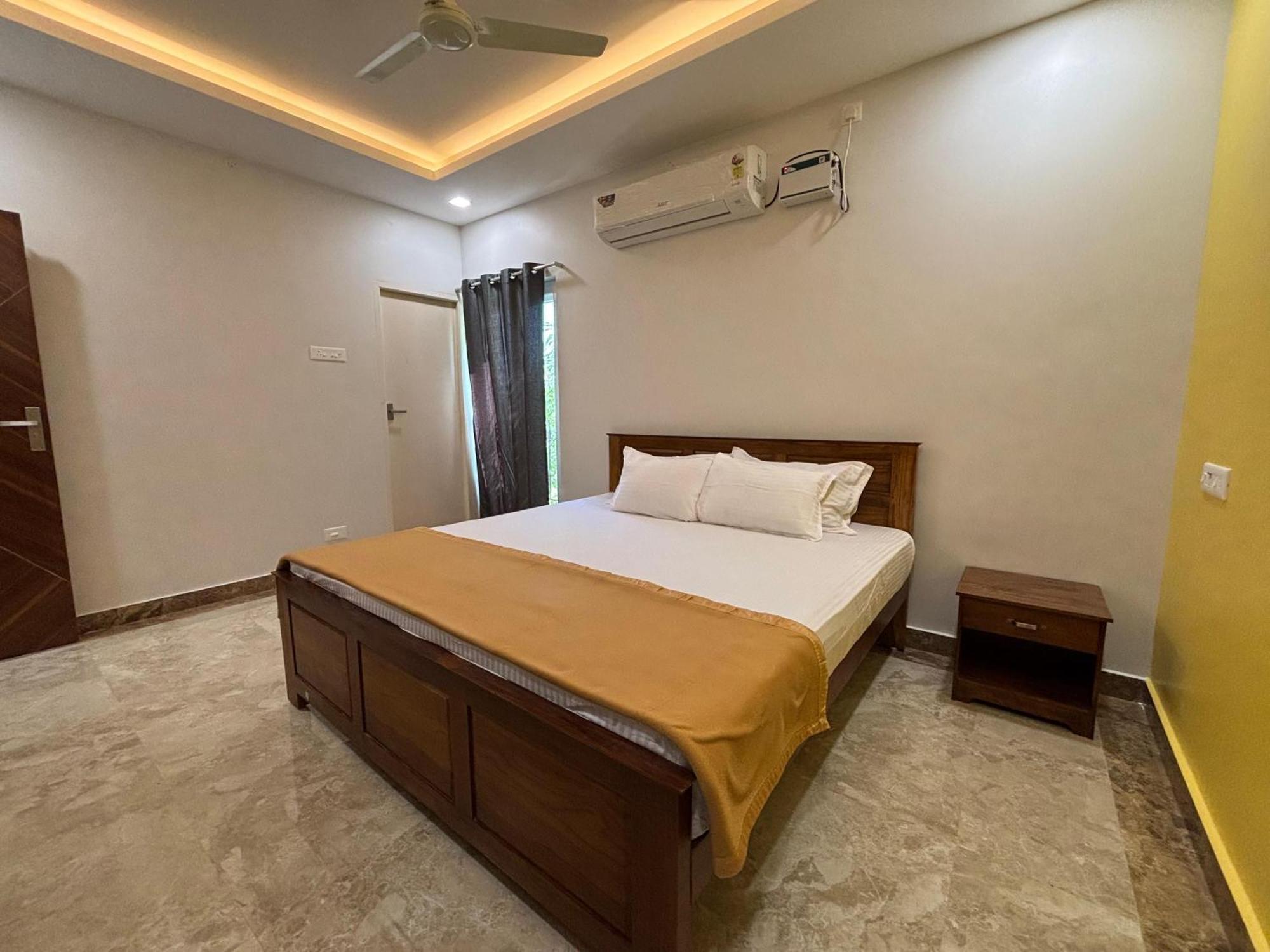 Srirangam Nandavanam Service Apartments Tiruchirappalli Екстер'єр фото