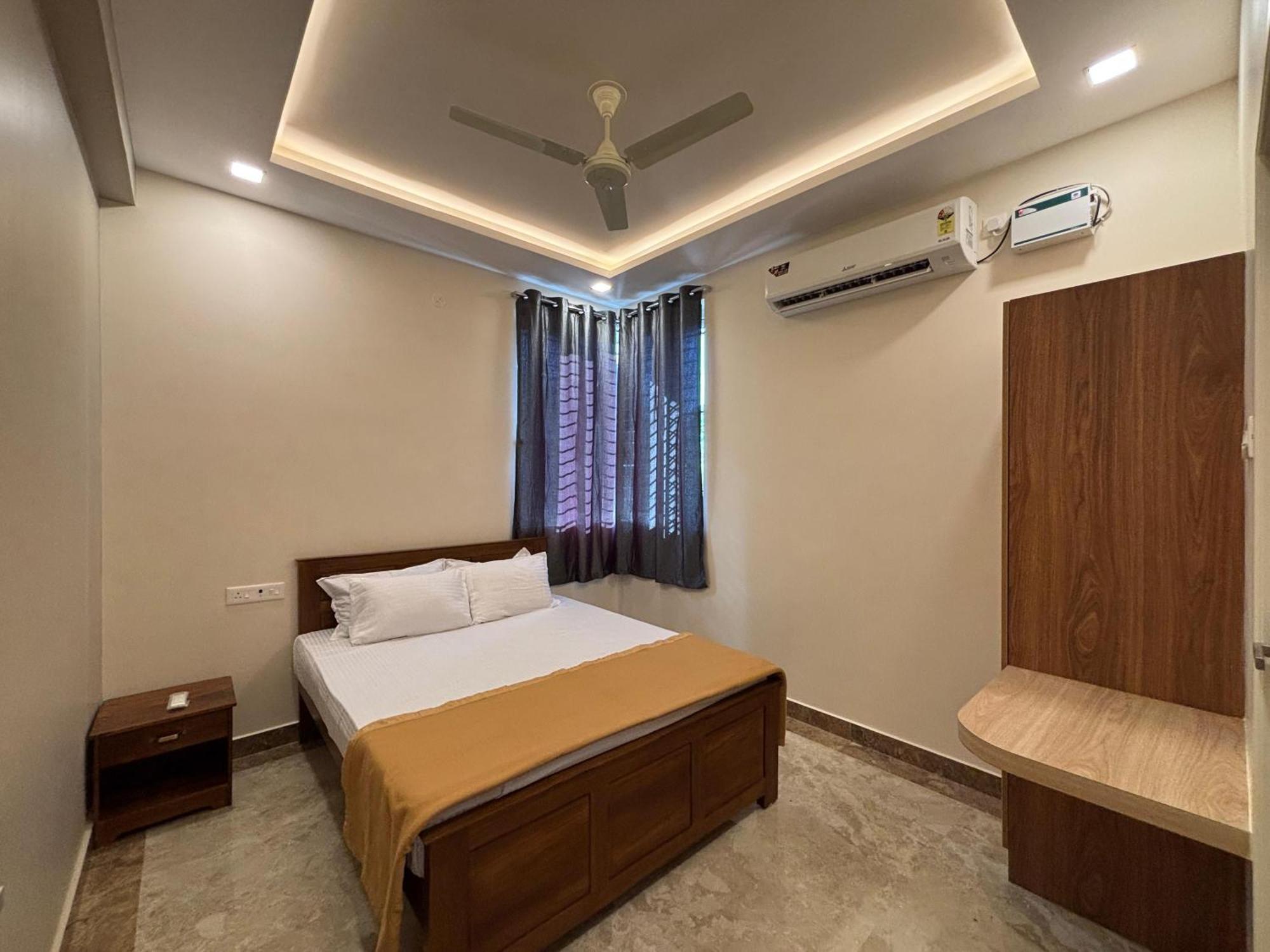 Srirangam Nandavanam Service Apartments Tiruchirappalli Екстер'єр фото