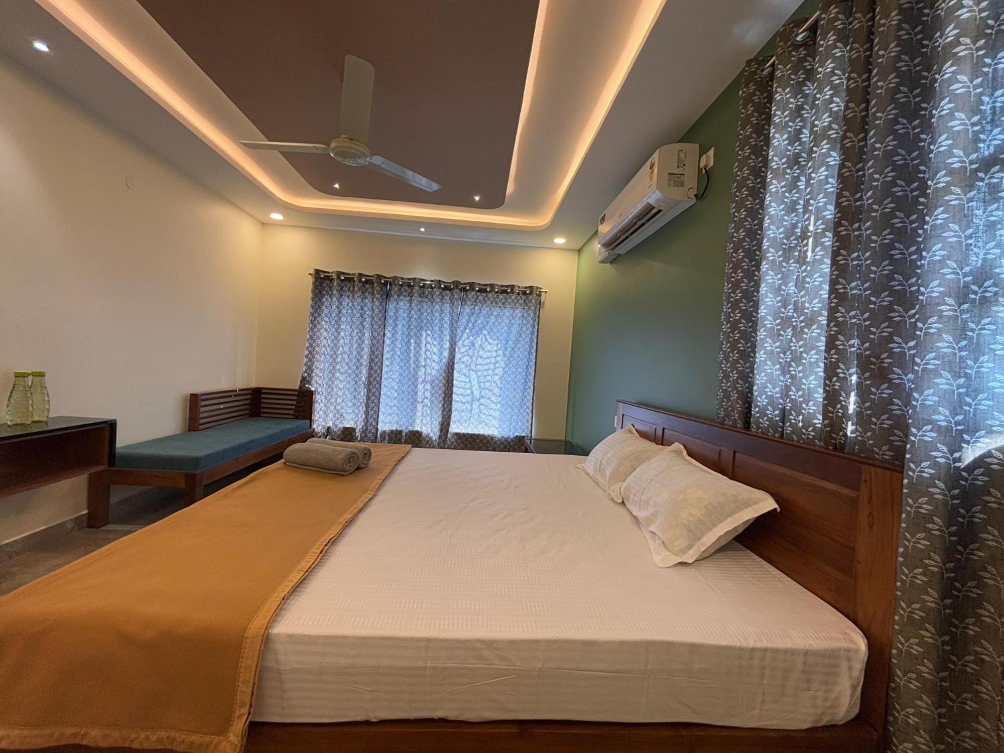 Srirangam Nandavanam Service Apartments Tiruchirappalli Екстер'єр фото