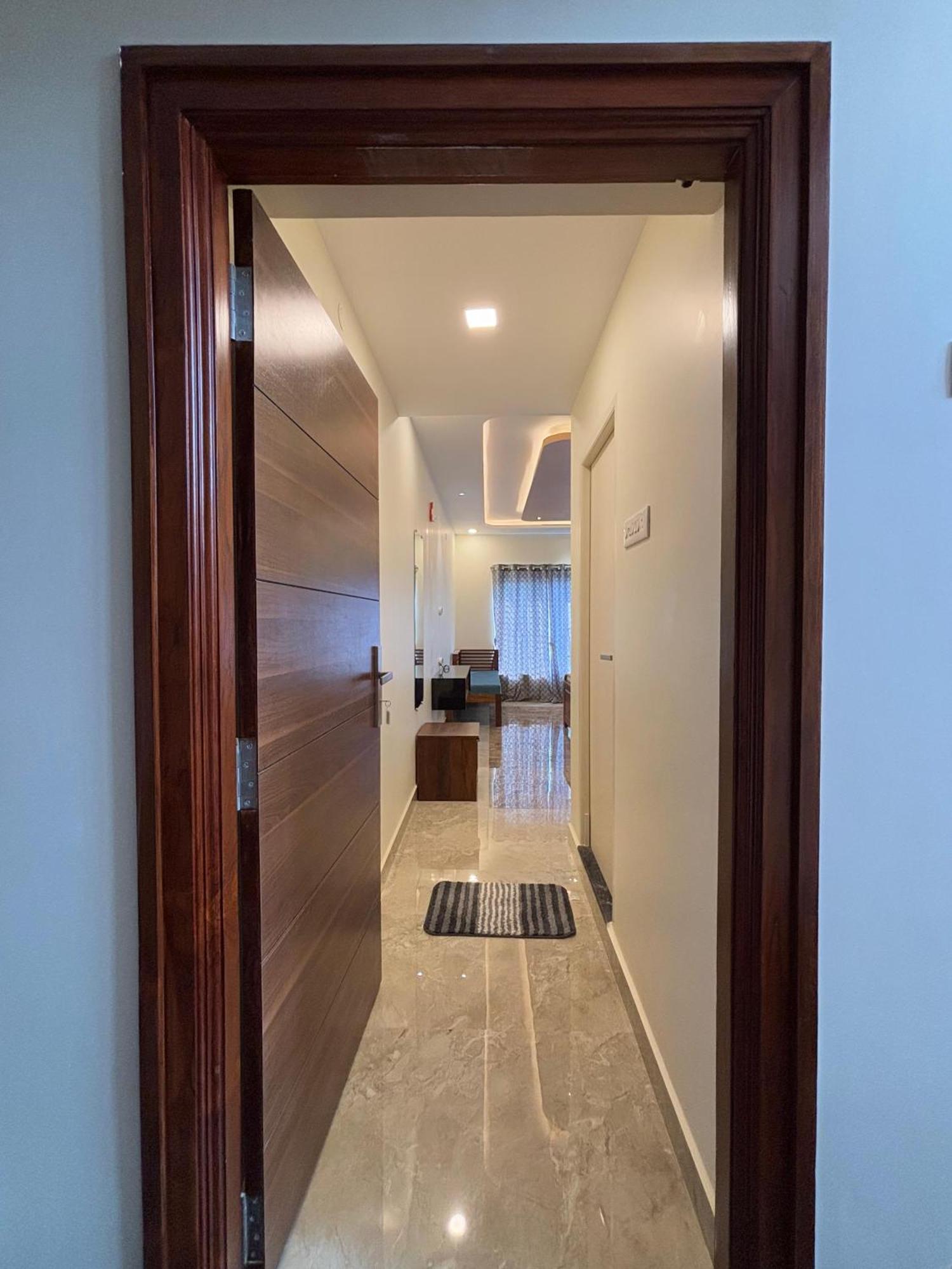 Srirangam Nandavanam Service Apartments Tiruchirappalli Екстер'єр фото