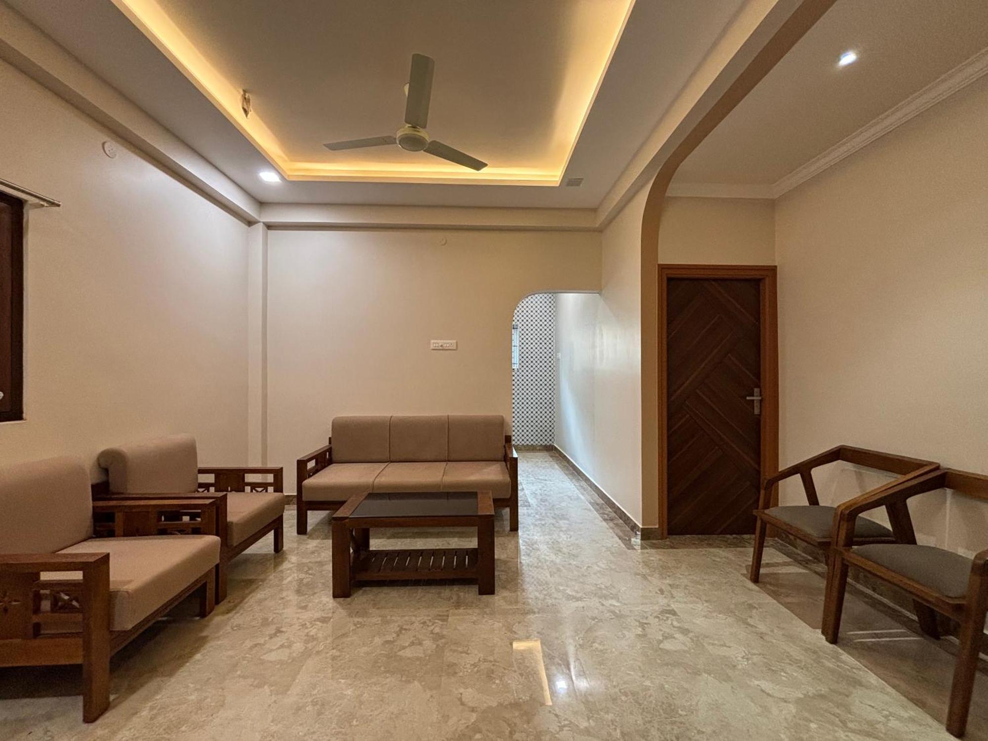Srirangam Nandavanam Service Apartments Tiruchirappalli Екстер'єр фото